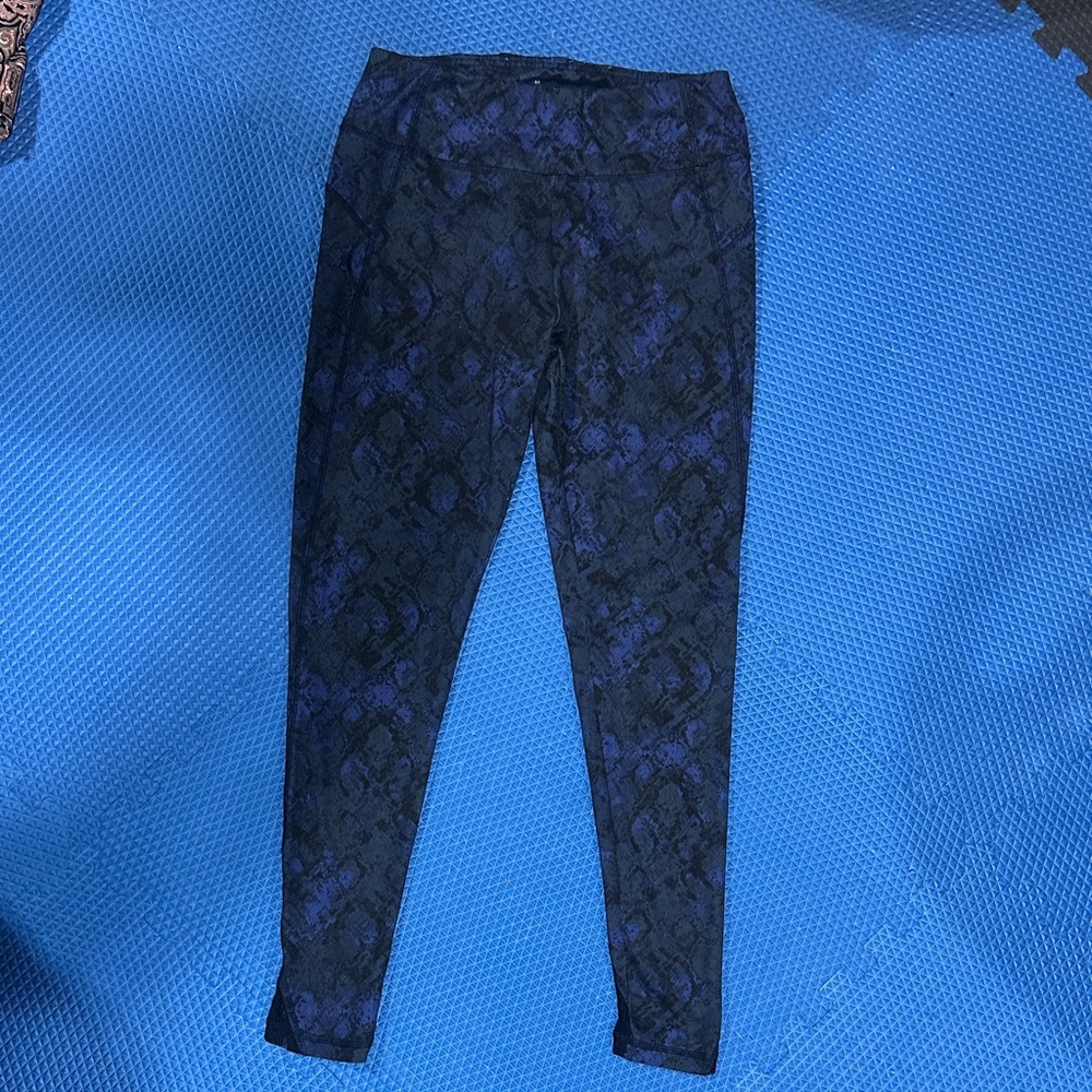 Balance Collection Black and Blue Patterned Leggings